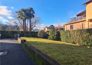  Bilocale in un tranquillo condominio a Como