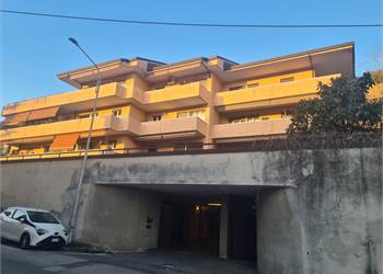 La casa ideale per famiglie e coppie a Como