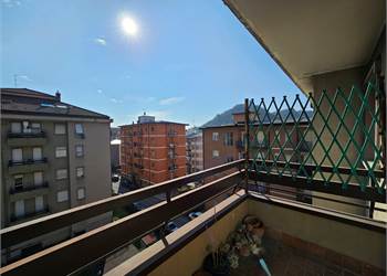 BELLISSIMO APPARTAMENTO A POCHI MINUTI DAL CENTRO 