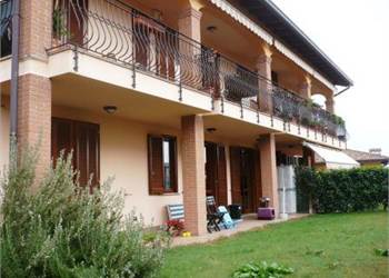 SPLENDIDO BILOCALE A VILLA GUARDIA