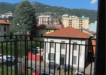 FAVOLOSO APPARTAMENTO CON BALCONE