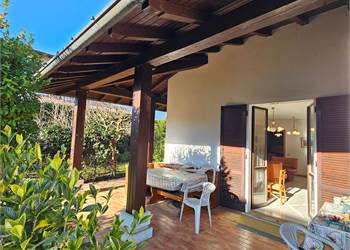 BELLISSIMA VILLA CON GIARDINO