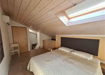 SPLENDIDO BILOCALE IN CENTRO STORICO