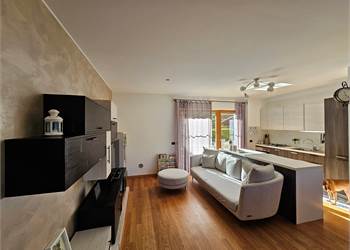 Appartamento Classe A con giardino di 300 m² in palazzina moderna