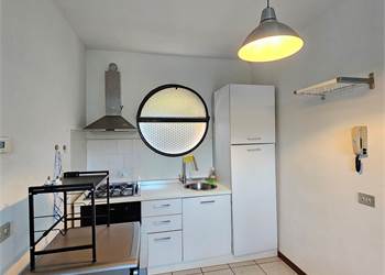 Bilocale indipendente con terrazzino - Cernobbio